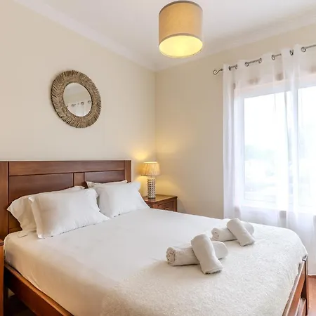#337 Great 2br Terrace In Albufeira